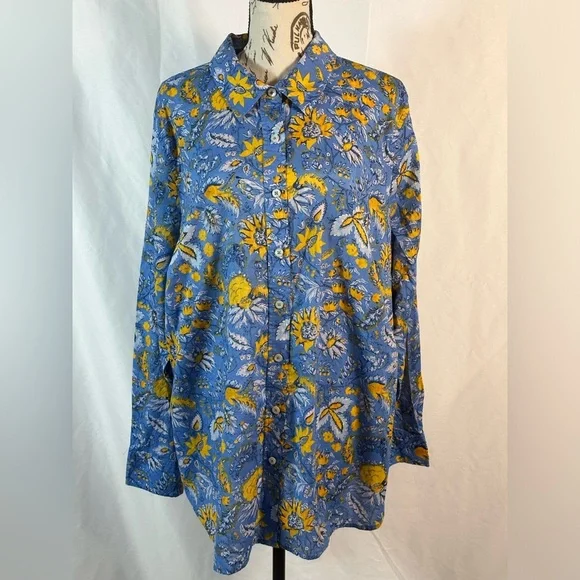 Talbots Blue and Yellow Floral Button Down Shirt ๐๐๐ - Picture 5 of 10